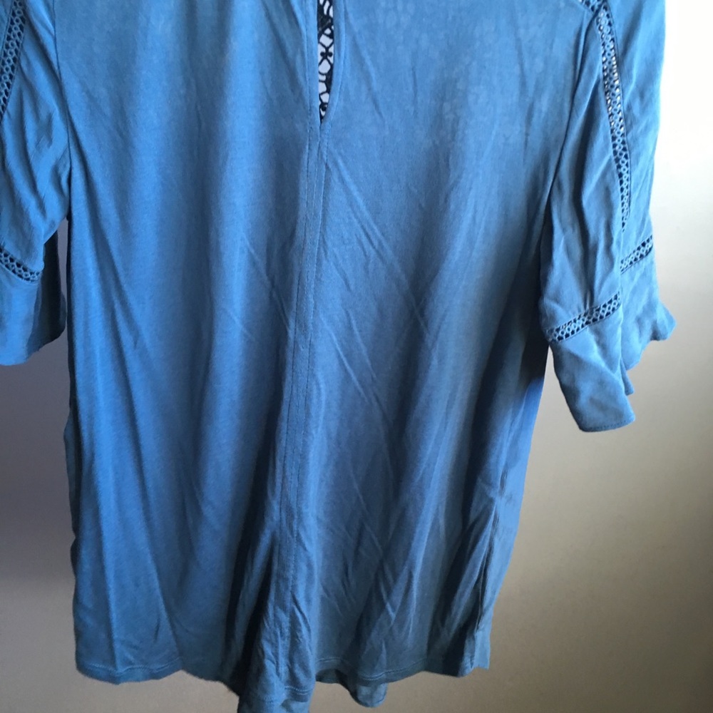 •4/$30• Loft Mixed Media Lace Yoke Top - Picture 5 of 7